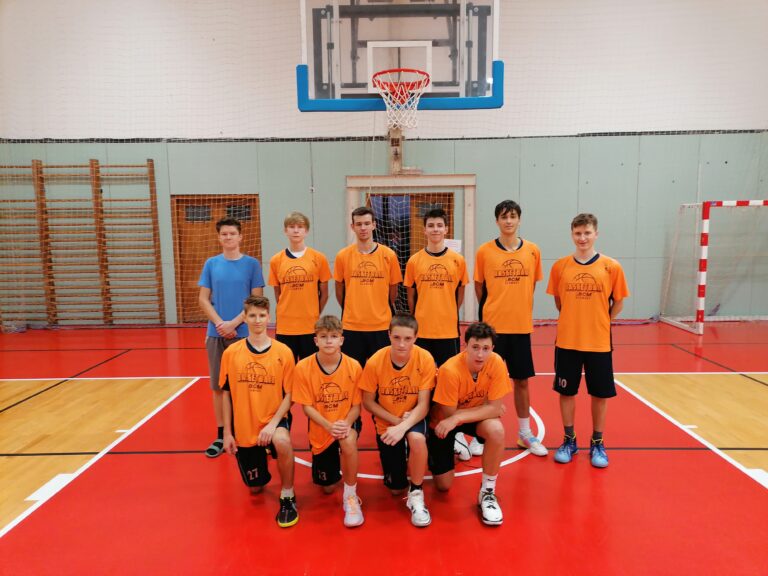 U17 na venkovním hřišti